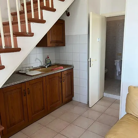 לינה וארוחת בוקר Del Sole